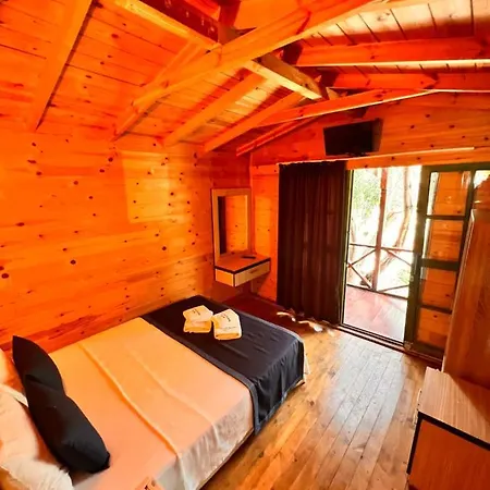 Ata Bungalow Bed & Breakfast *