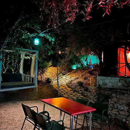 Ata Bungalow Bed & Breakfast Kas